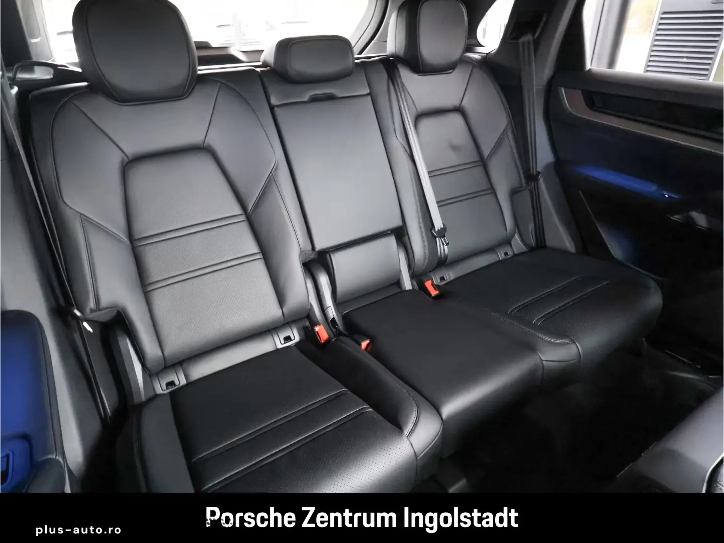 Porsche Cayenne Basis E-Hybrid Black Edition SportDesing