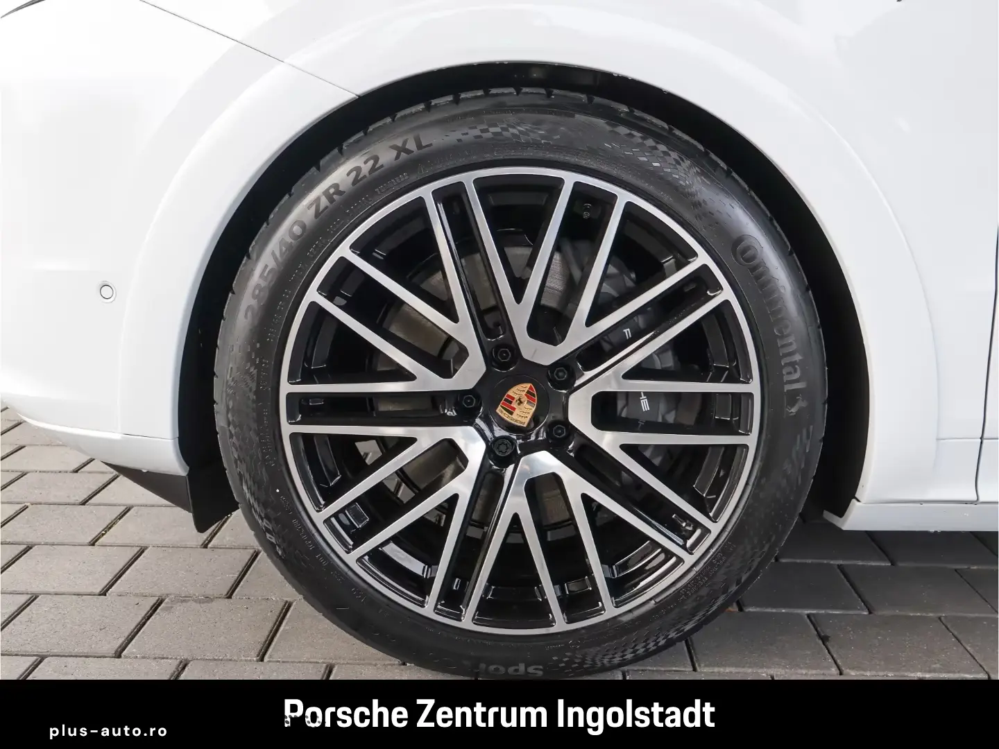 Porsche Cayenne Basis E-Hybrid Black Edition SportDesing