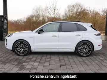 Porsche Cayenne Basis E-Hybrid Black Edition SportDesing