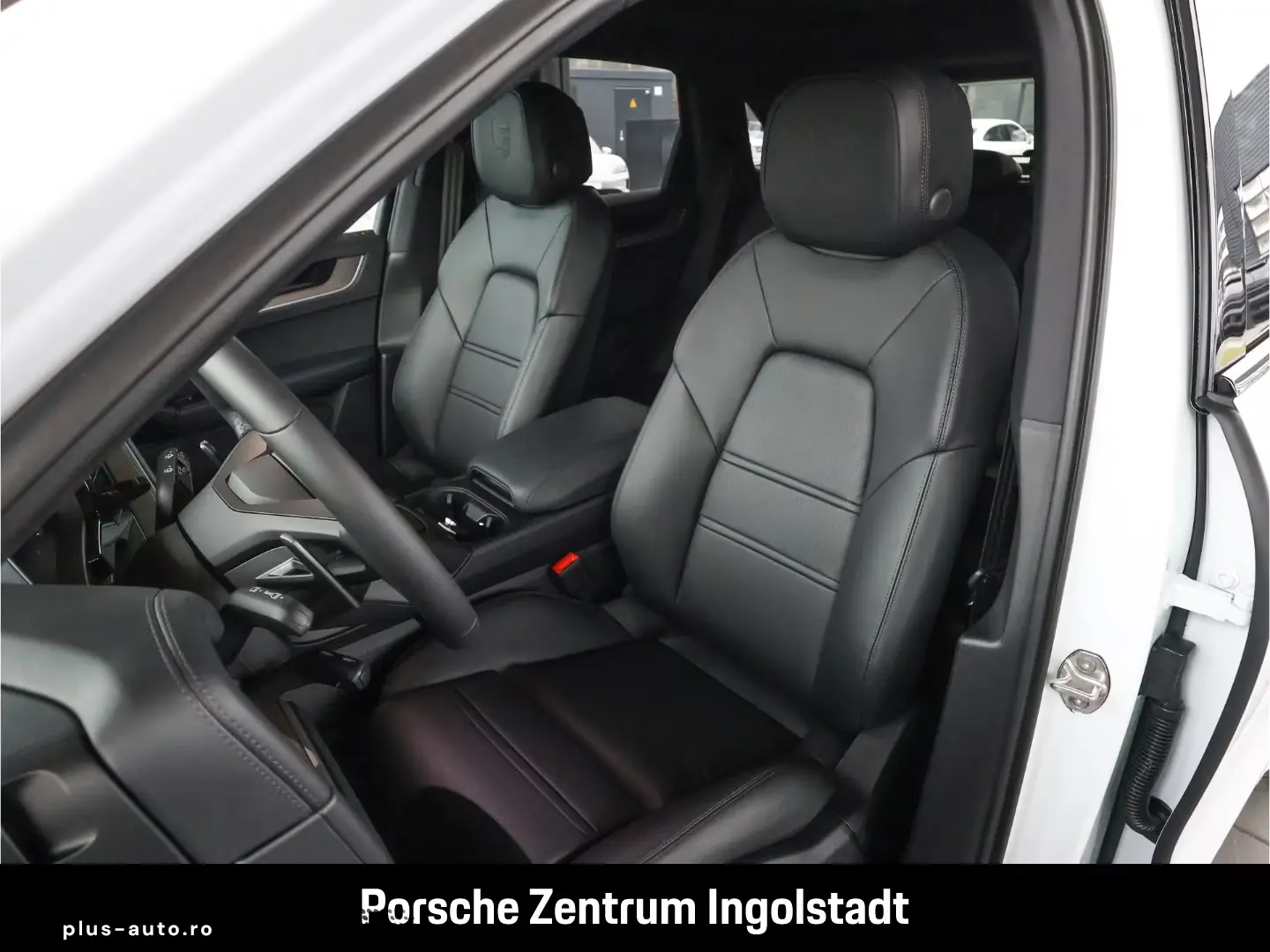 Porsche Cayenne Basis E-Hybrid Black Edition SportDesing
