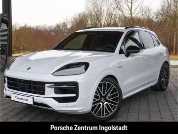 Porsche Cayenne Basis E-Hybrid Black Edition SportDesing