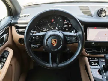 Porsche Macan T PDK
