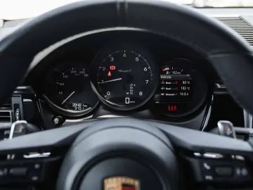 Porsche Macan T PDK