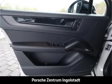 Porsche Cayenne Black Edition SportDesign