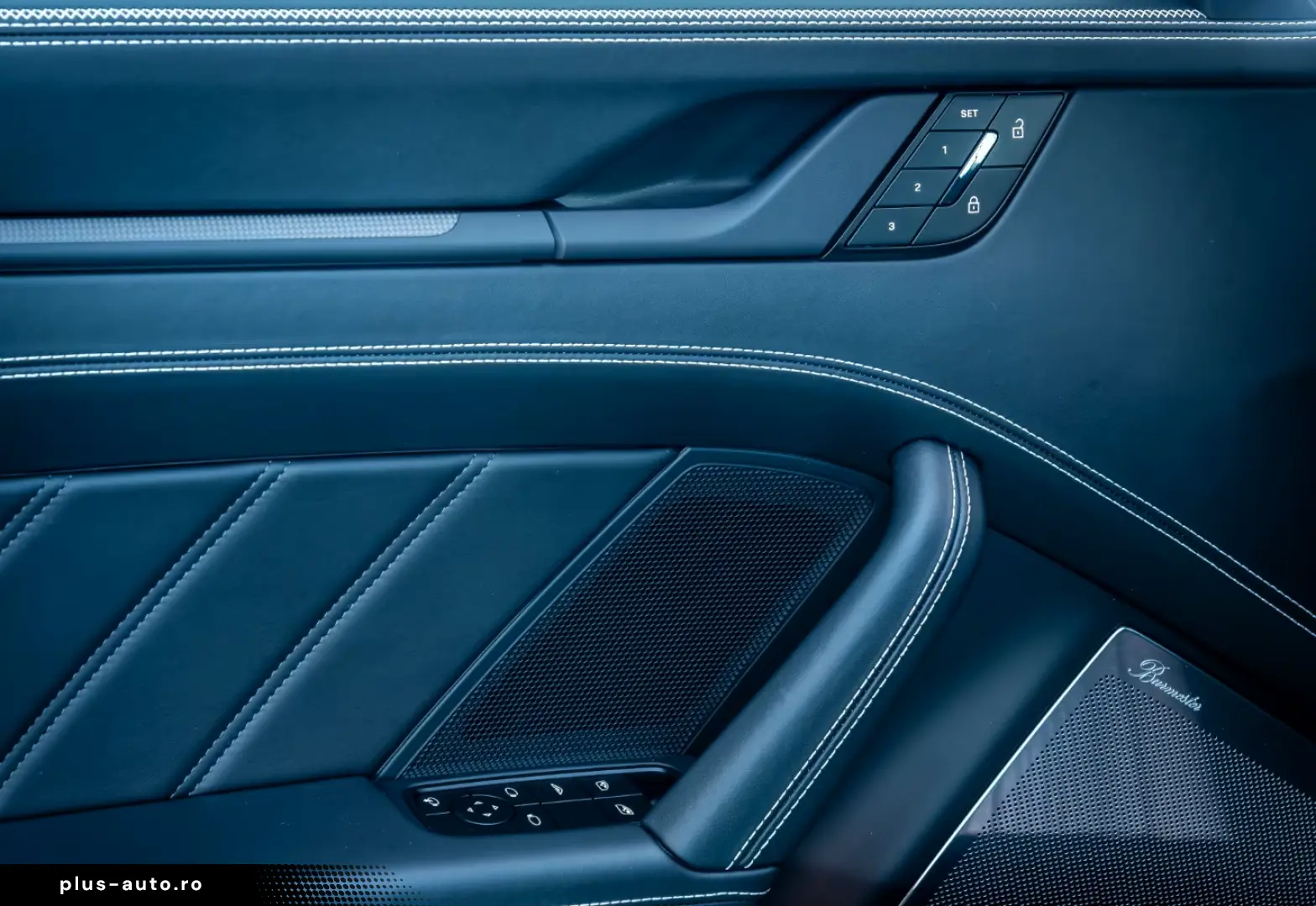 Porsche 992 911 Carrera GTS Cabrio Burmester