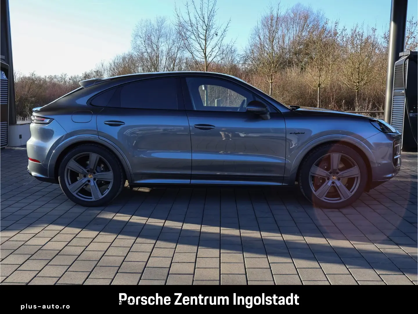 Porsche Cayenne Basis E-Hybrid Coupe Black Edition Sport