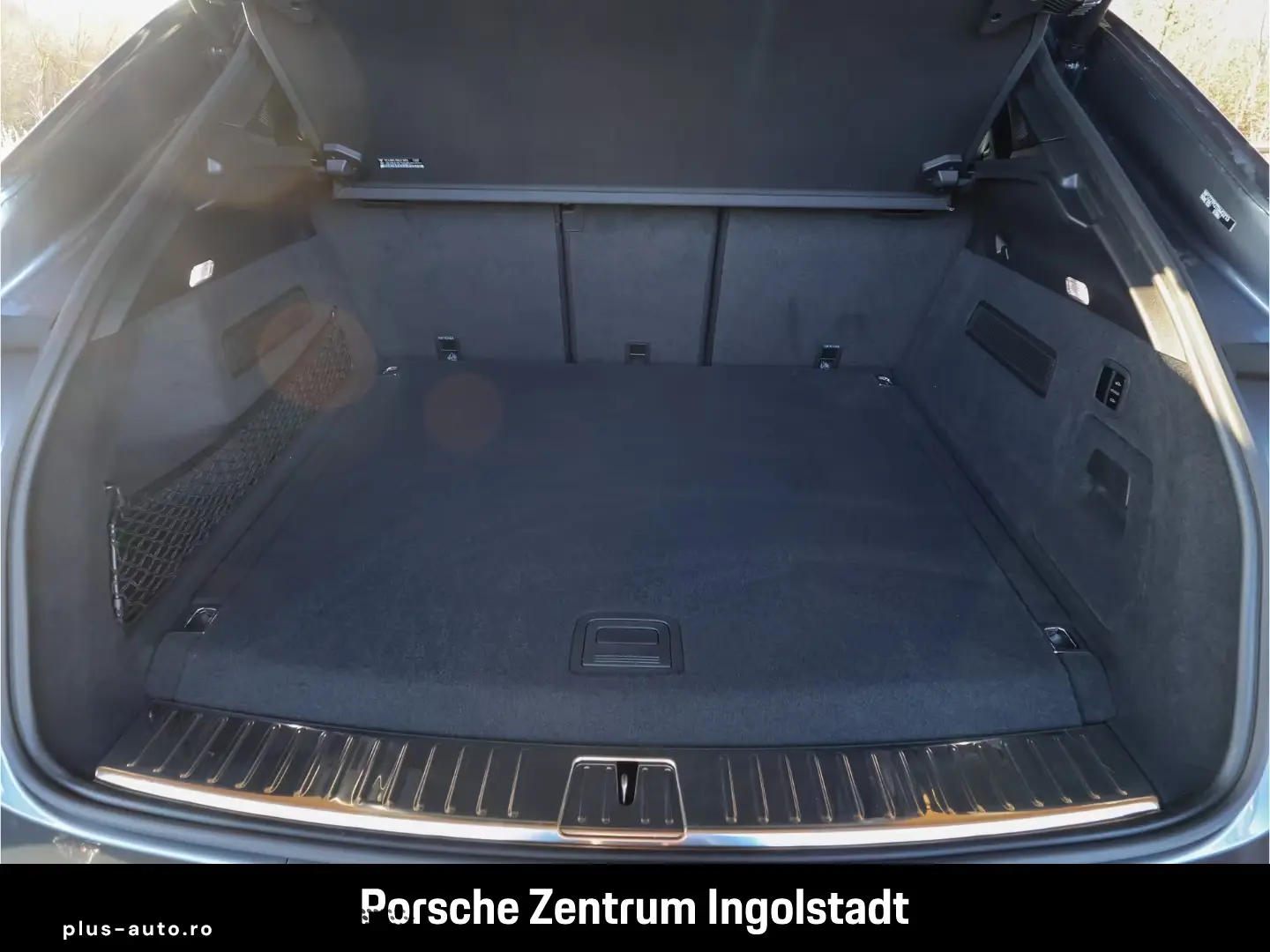 Porsche Cayenne Basis E-Hybrid Coupe Black Edition Sport