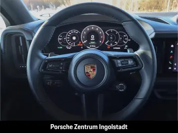 Porsche Cayenne Basis E-Hybrid Coupe Black Edition Sport