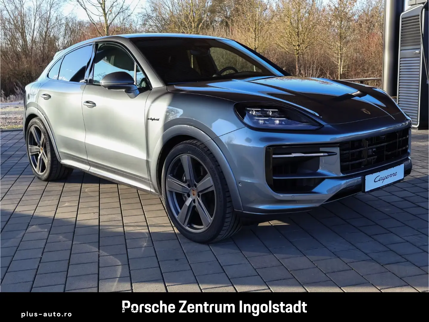 Porsche Cayenne Basis E-Hybrid Coupe Black Edition Sport