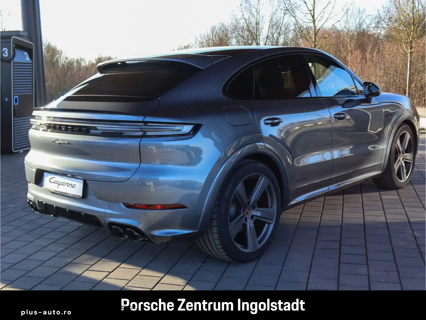 Porsche Cayenne Basis E-Hybrid Coupe Black Edition Sport