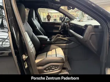 Porsche Cayenne E-Hybrid Black Edition