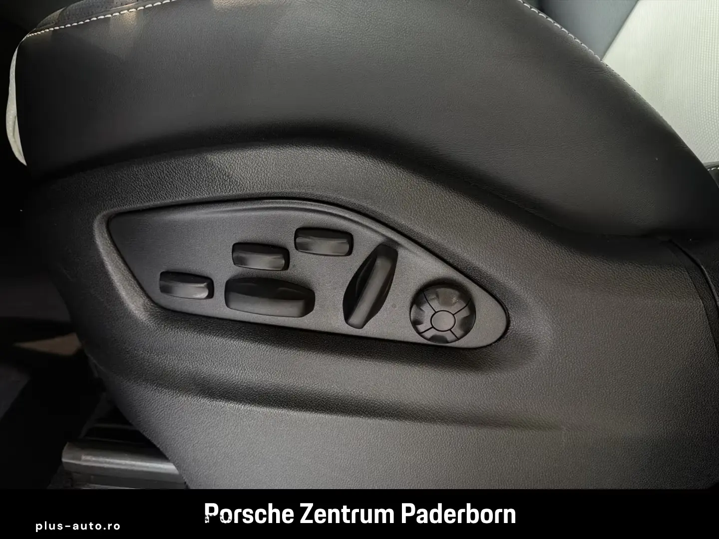 Porsche Cayenne E-Hybrid Black Edition