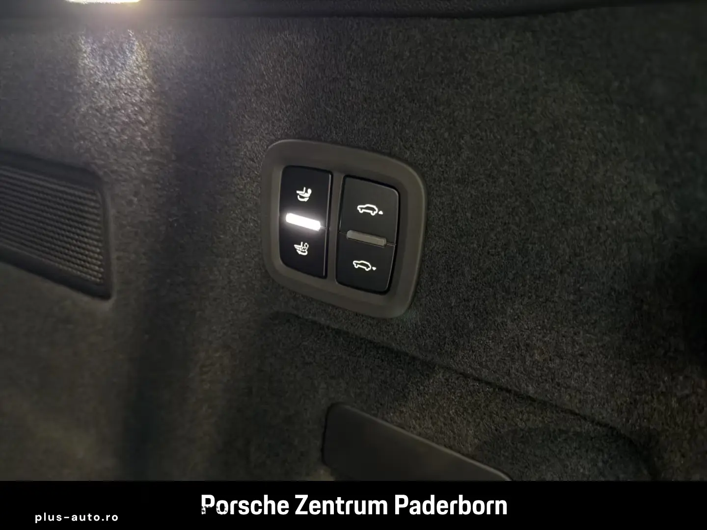 Porsche Cayenne E-Hybrid Black Edition
