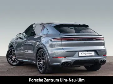 Porsche Cayenne E-Hybrid Coupe Black Edition