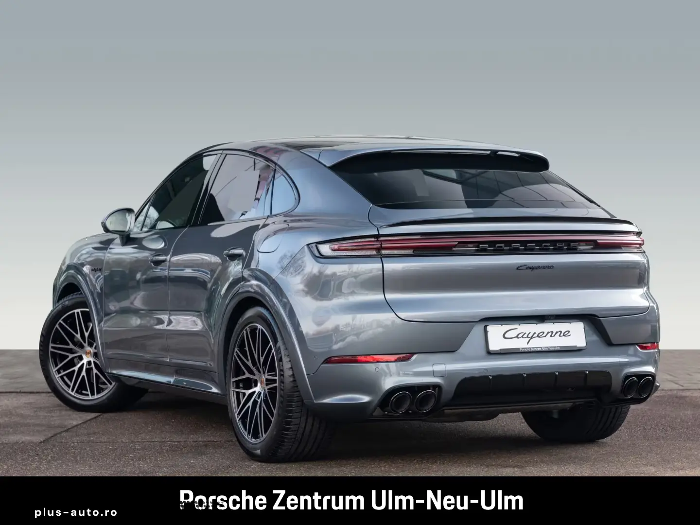 Porsche Cayenne E-Hybrid Coupe Black Edition