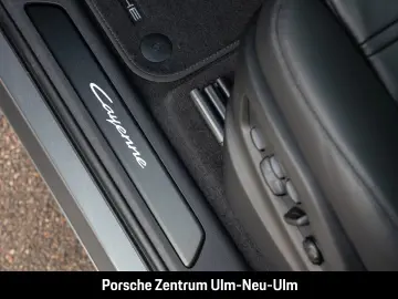 Porsche Cayenne E-Hybrid Coupe Black Edition