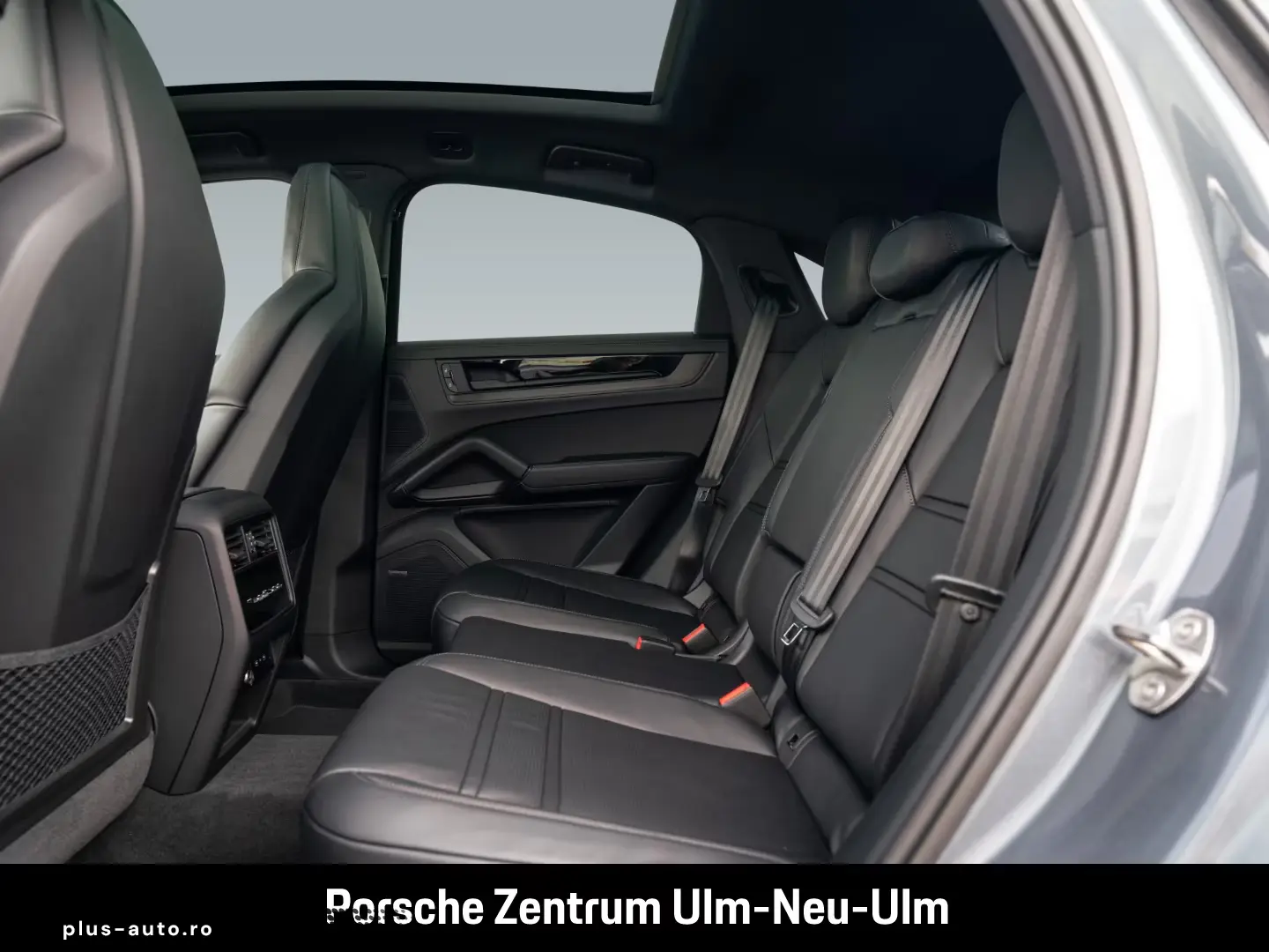 Porsche Cayenne E-Hybrid Coupe Black Edition