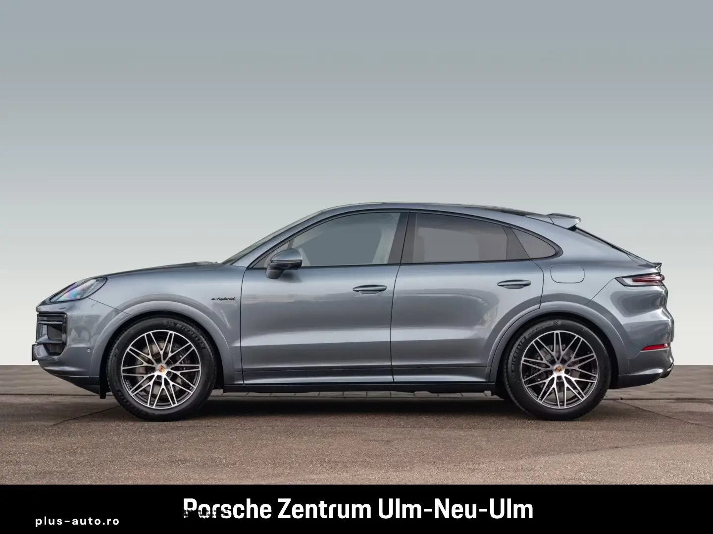 Porsche Cayenne E-Hybrid Coupe Black Edition