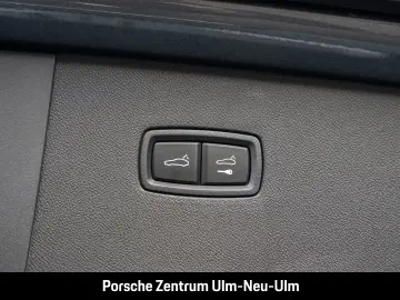 Porsche Cayenne E-Hybrid Coupe Black Edition