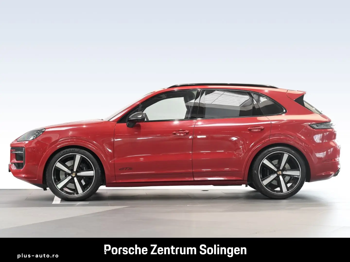 PORSCHE Cayenne GTS PANO HEAD-UP INNO PDCC HINTERACHS AH