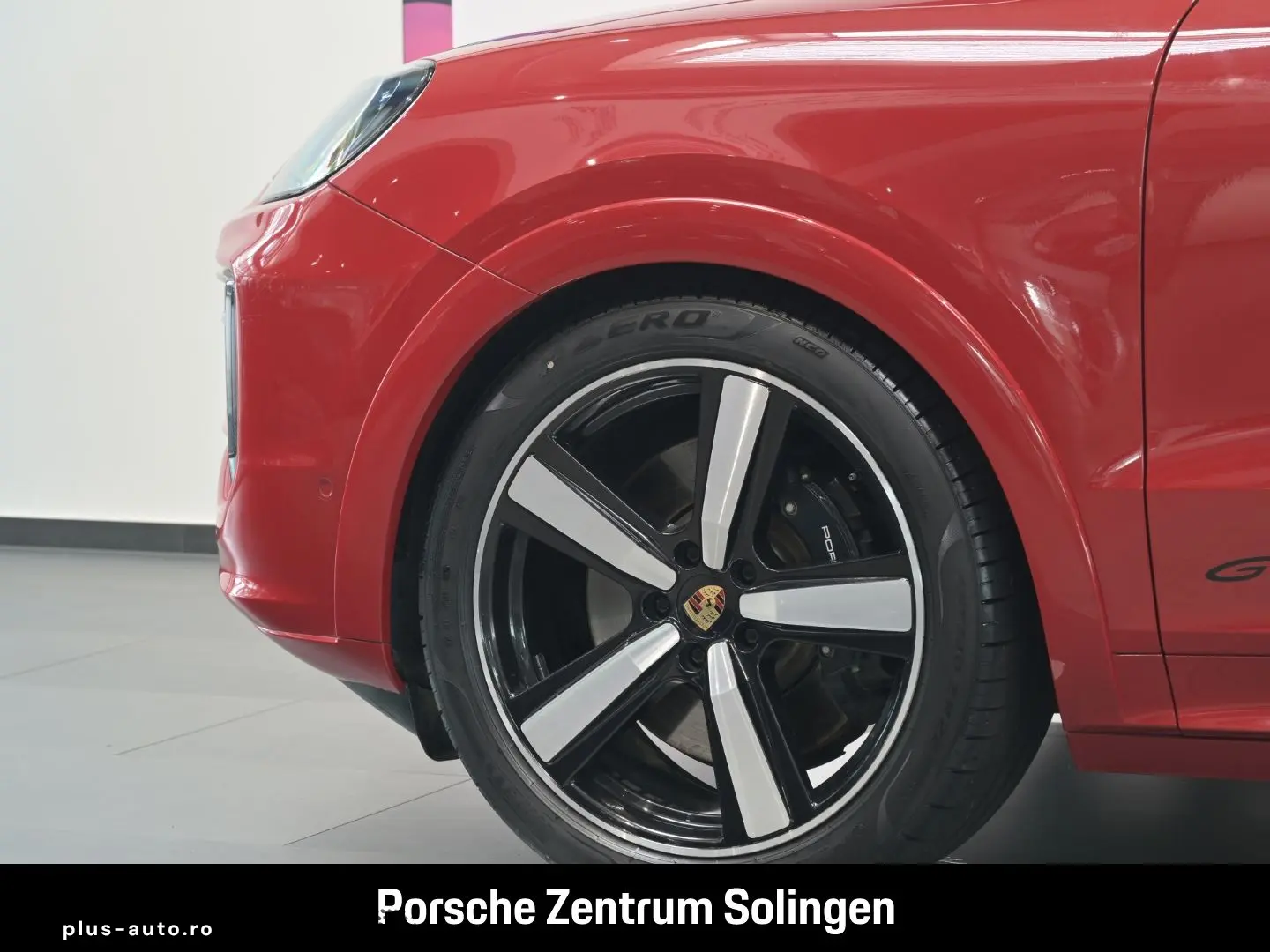 PORSCHE Cayenne GTS PANO HEAD-UP INNO PDCC HINTERACHS AH