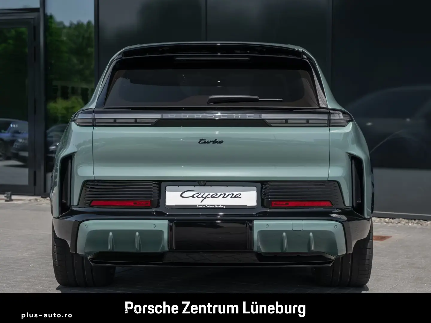 Porsche Cayenne Turbo Electric Burmester Active Ride
