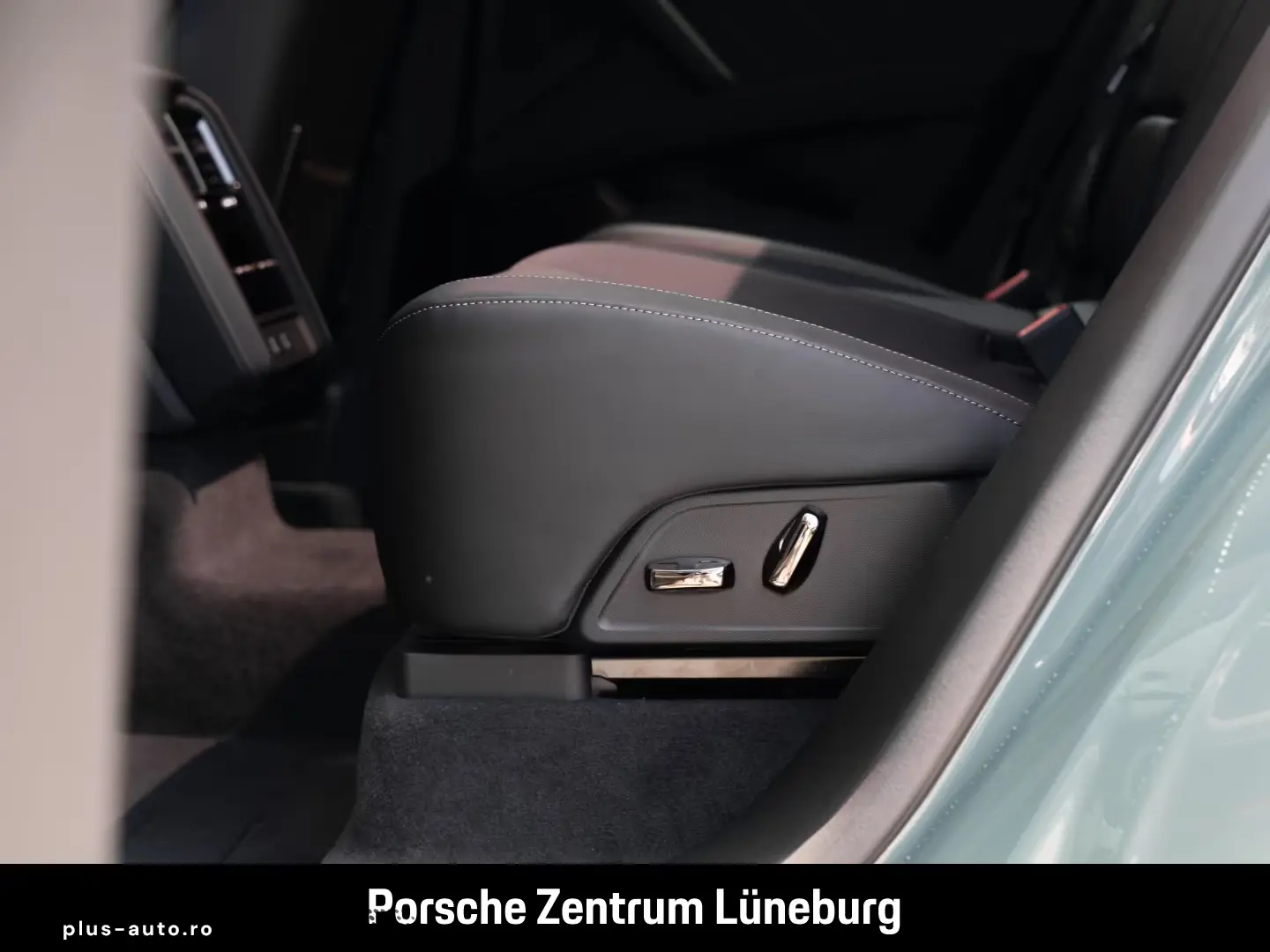 Porsche Cayenne Turbo Electric Burmester Active Ride