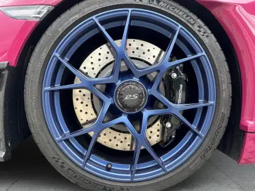 PORSCHE 718 Spyder RS Carbon LED Lift Weissach