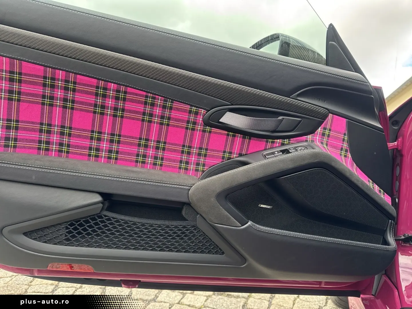 PORSCHE 718 Spyder RS Carbon LED Lift Weissach