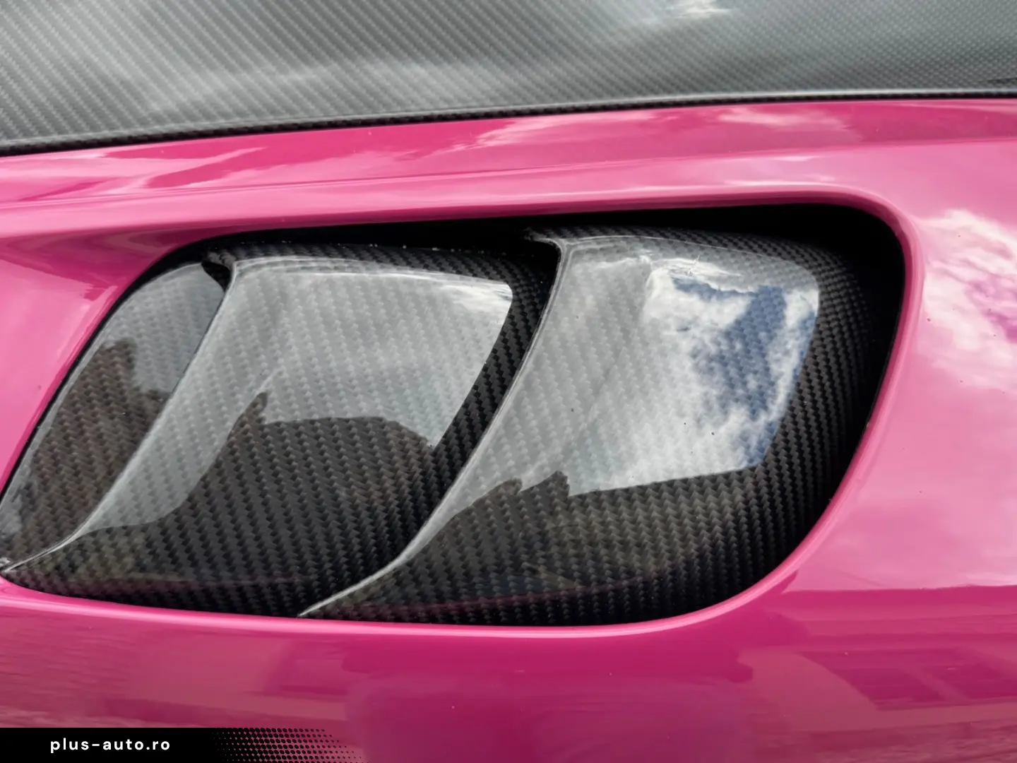 PORSCHE 718 Spyder RS Carbon LED Lift Weissach