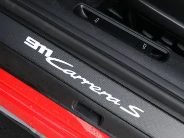 PORSCHE 992 911 Carrera S HA-Lenkung Liftsystem-VA BOSE