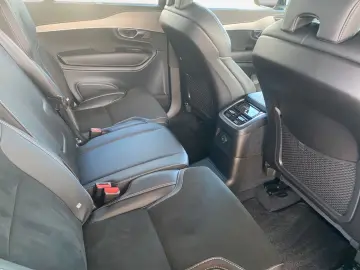 VOLVO XC90 T8 R Design Edition Recharge LED DAB
