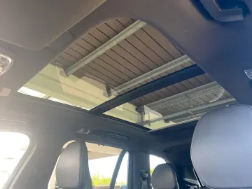 VOLVO XC90 T8 R Design Edition Recharge LED DAB