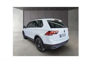 VW Tiguan Life eHybrid