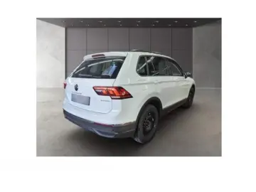 VW Tiguan Life eHybrid