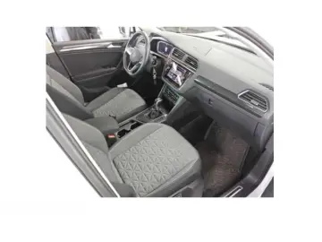 VW Tiguan Life eHybrid