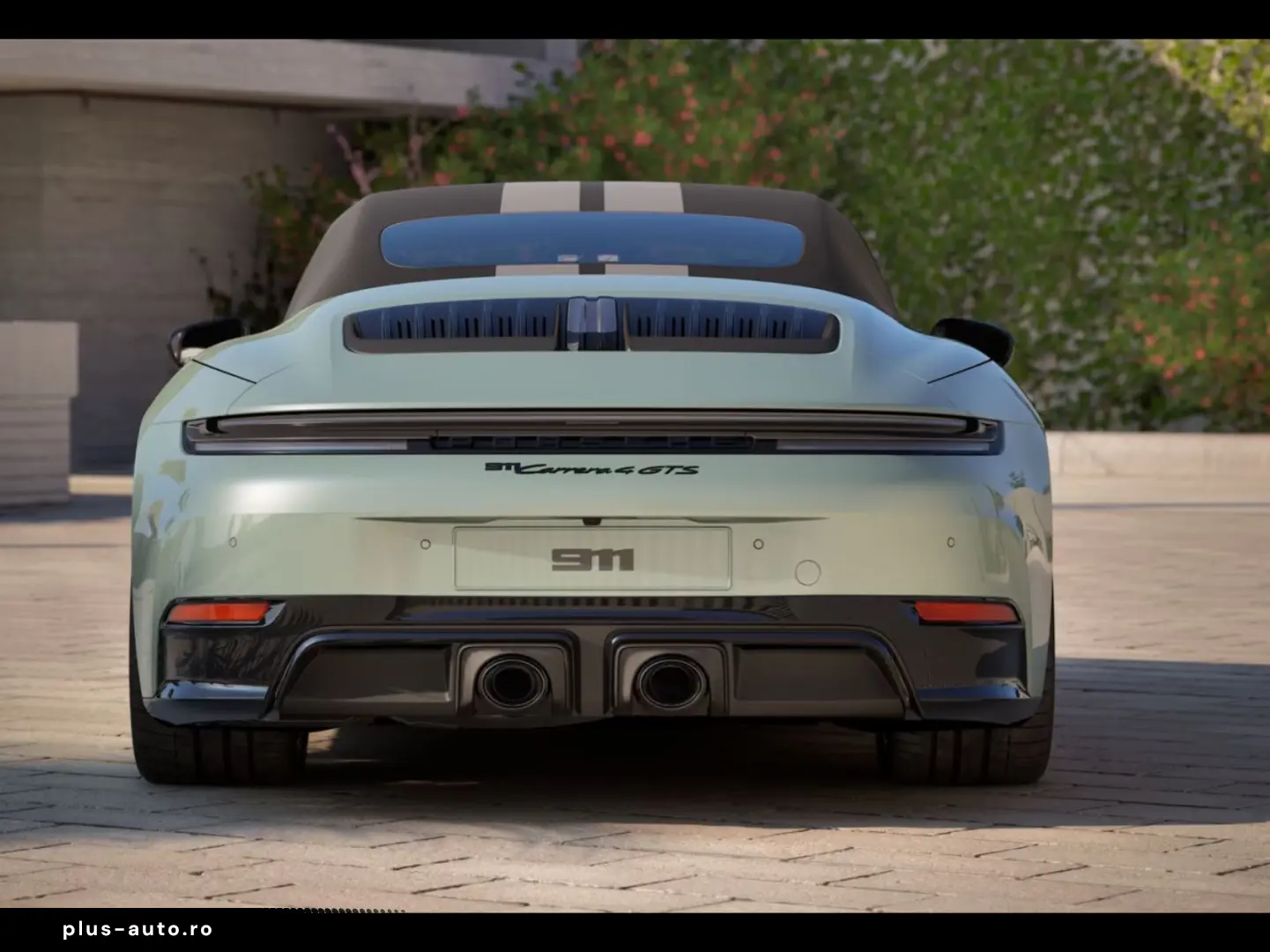 Porsche 911 Carrera 4 GTS T-Hybrid Cabriolet