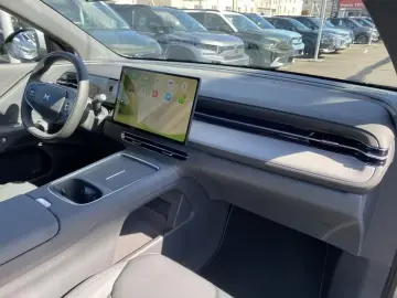 Xpeng G6 PERFORMANCE 80 KWH AWD