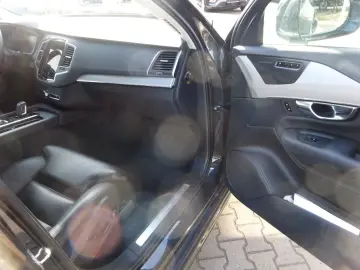 VOLVO XC90 T8 AWD Inscription Expression PHEV 7-Sitz