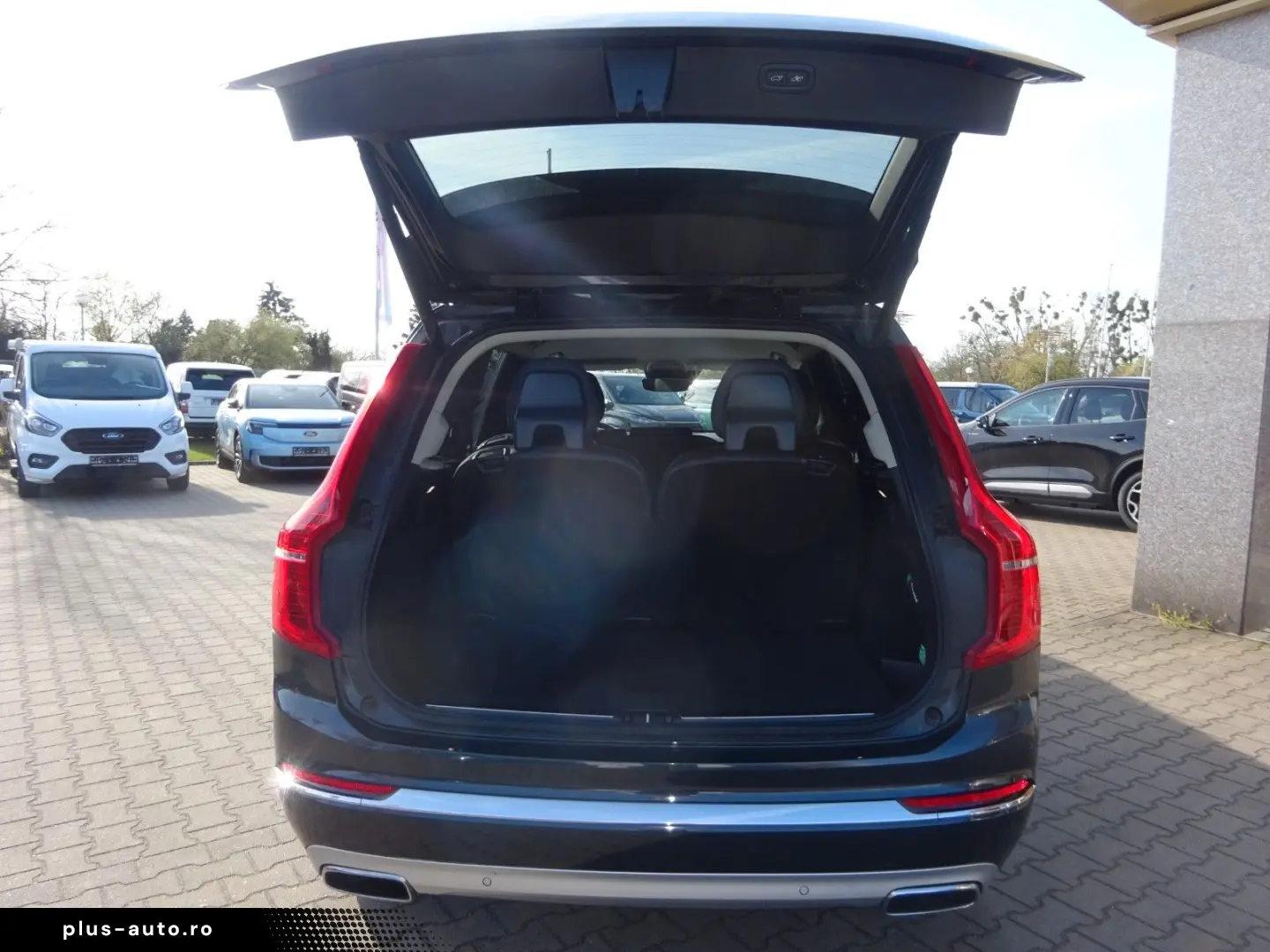 VOLVO XC90 T8 AWD Inscription Expression PHEV 7-Sitz