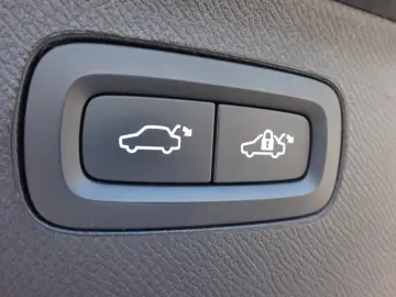 VOLVO XC90 T8 AWD Inscription Expression PHEV 7-Sitz