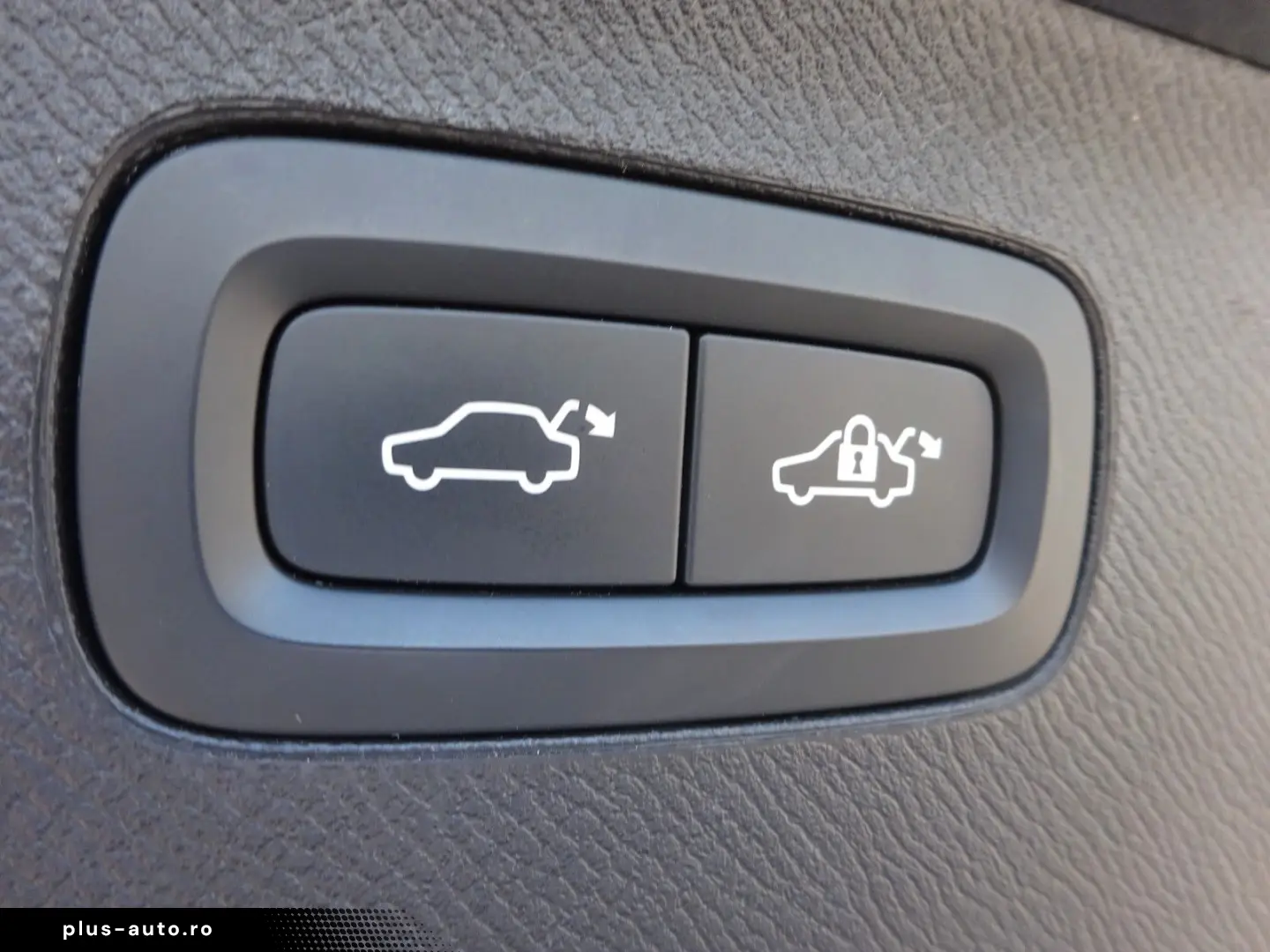 VOLVO XC90 T8 AWD Inscription Expression PHEV 7-Sitz