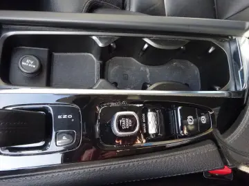 VOLVO XC90 T8 AWD Inscription Expression PHEV 7-Sitz