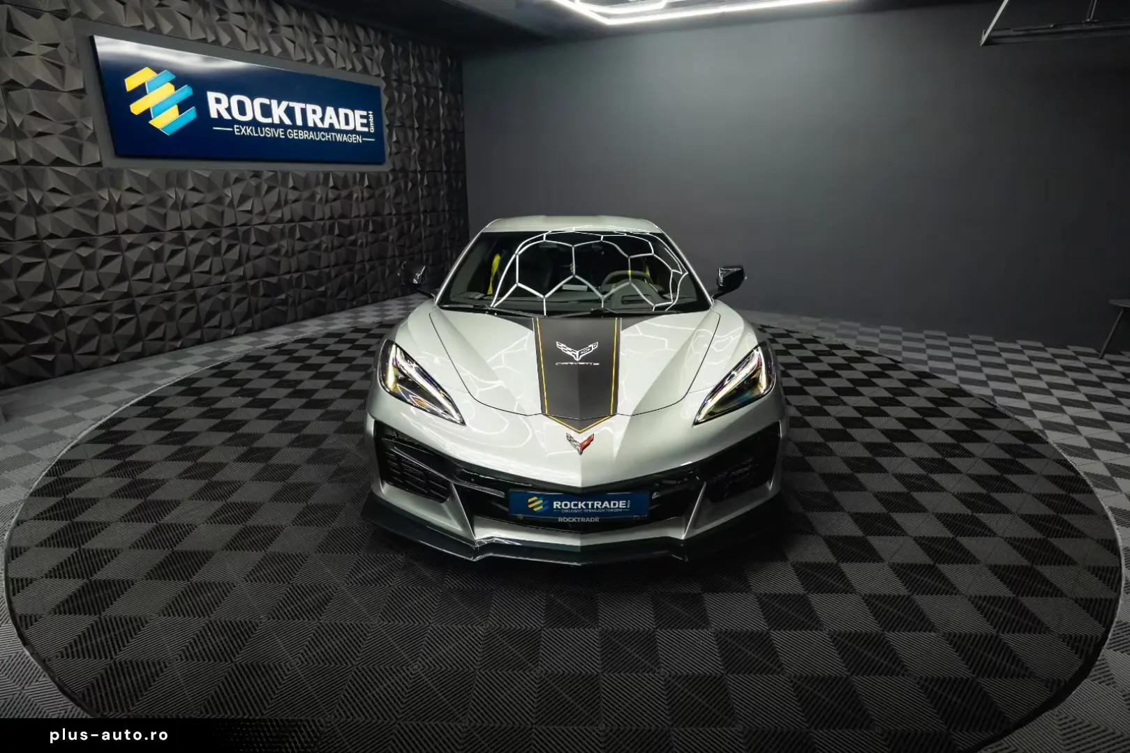 Corvette C8 Stingray 3LT Targa Z51 Performa