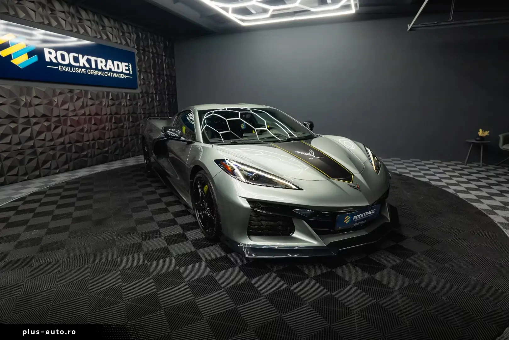 Corvette C8 Stingray 3LT Targa Z51 Performa