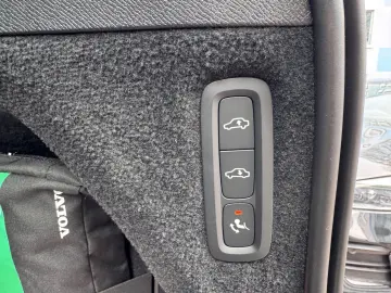 VOLVO XC90 Inscription AWD Lift ACC AHK 360  PANO 7S.