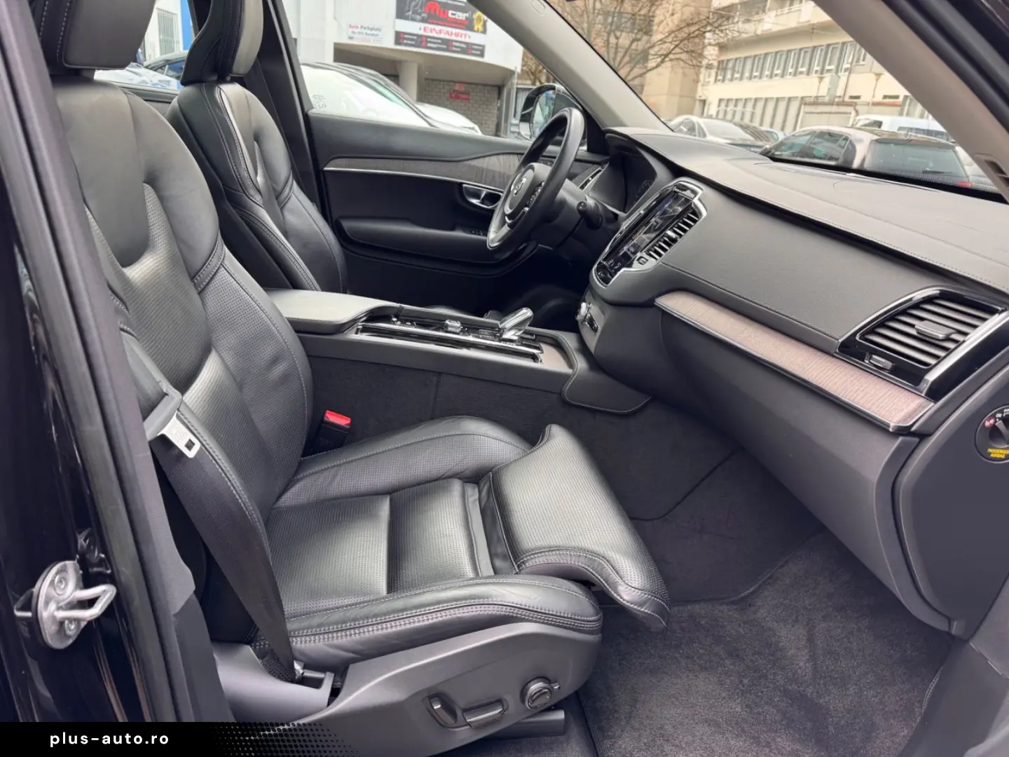 VOLVO XC90 Inscription AWD Lift ACC AHK 360  PANO 7S.