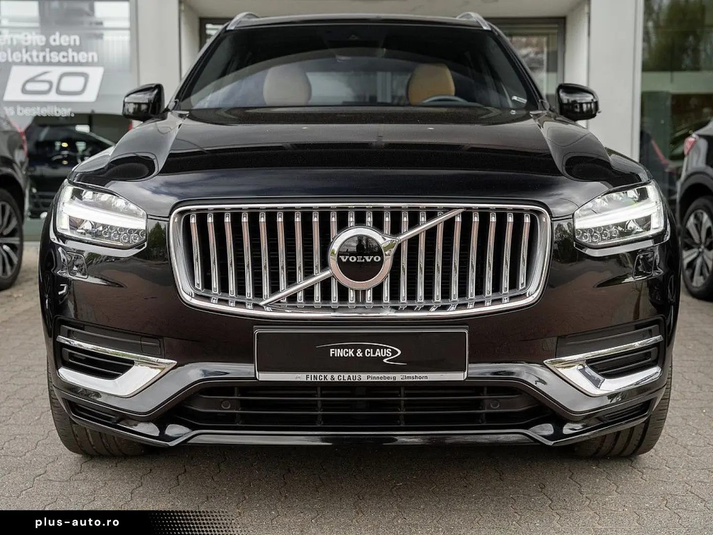 VOLVO XC90 T8 AWD Inscription HGSD NAVI AHK ACC LED