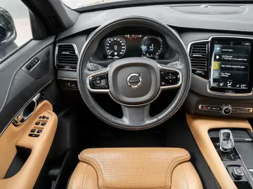 VOLVO XC90 T8 AWD Inscription HGSD NAVI AHK ACC LED