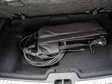 VOLVO XC90 T8 AWD Inscription HGSD NAVI AHK ACC LED